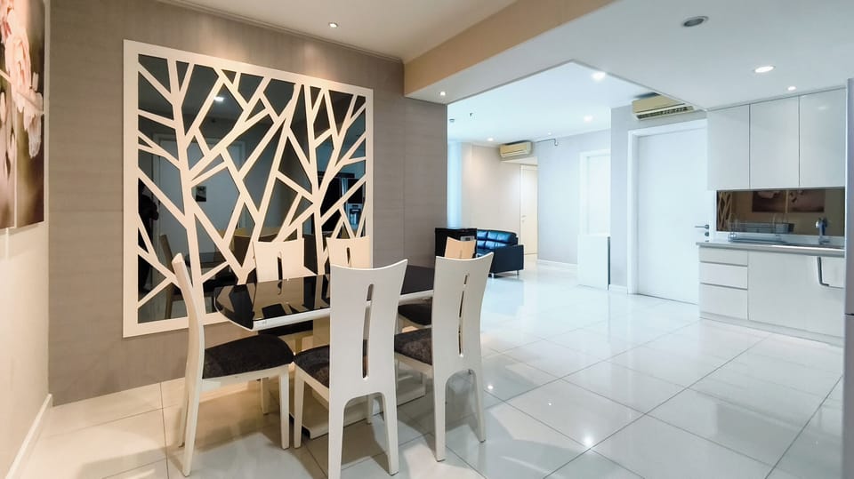 Standard Apartment | Dining room