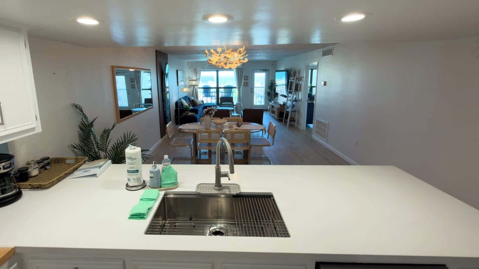 Apartment, Multiple Beds, Balcony, Ocean View (Saida III - 603) | Dining
