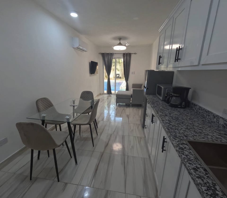 Condo, 1 Bedroom, Accessible, Patio | Interior
