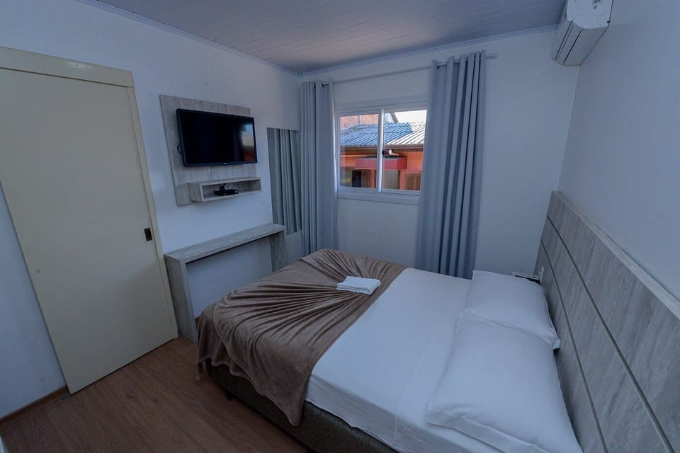 Standard Twin Room | Free WiFi