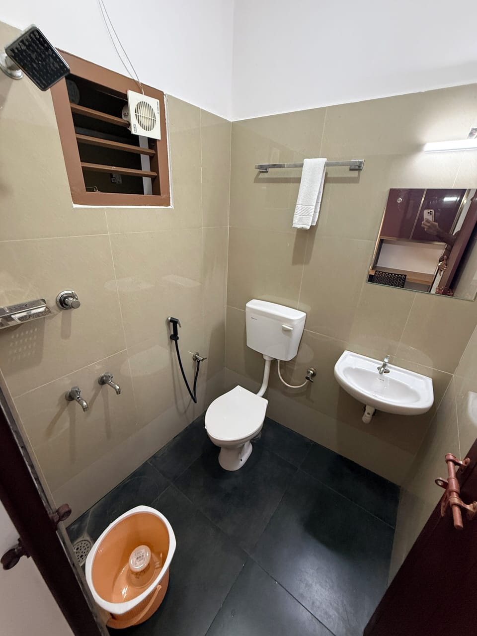 Premier Double Room, City View | Bathroom | Shower, towels, soap
