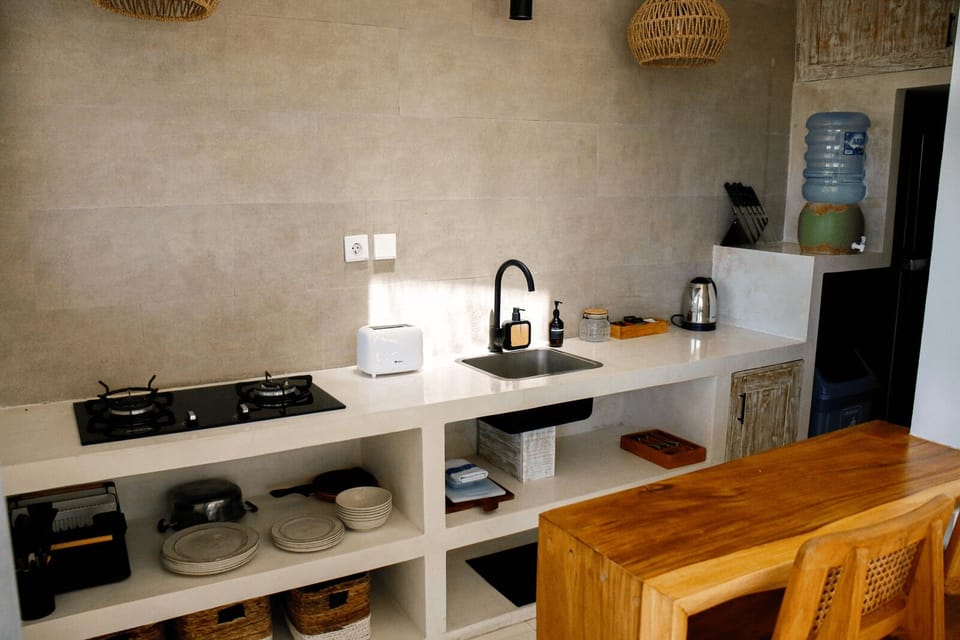 Comfort Villa, Patio, Pool View | Private kitchen | Fridge, microwave, stovetop, cookware/dishes/utensils