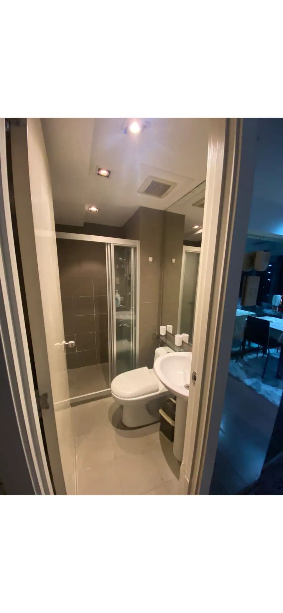 Shower, towels, soap, shampoo