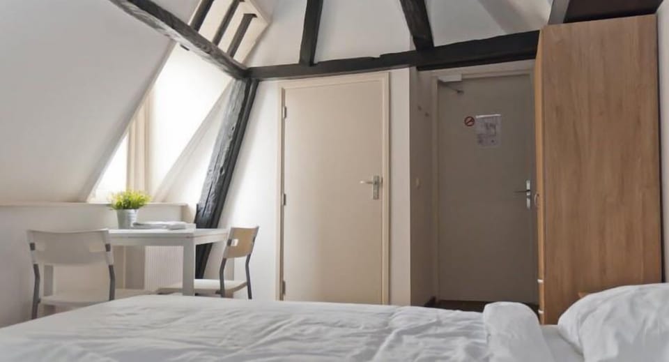 Minibar, free cribs/infant beds, rollaway beds, free WiFi