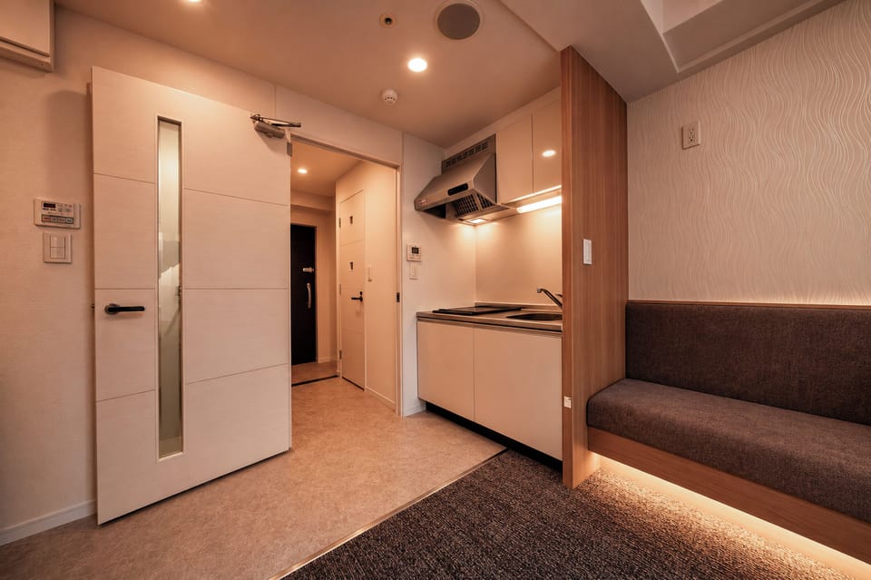 Comfort Double Room, Balcony, City View | Down comforters, desk, WiFi (free)