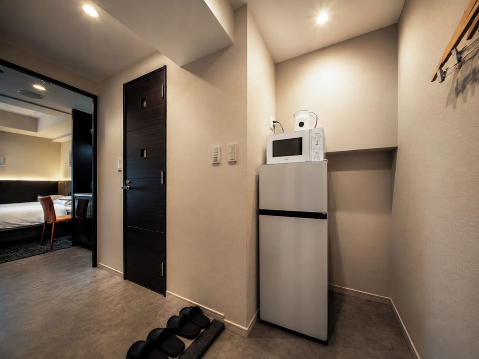 Comfort Twin Room, Balcony, City View | Down comforters, desk, WiFi (free)