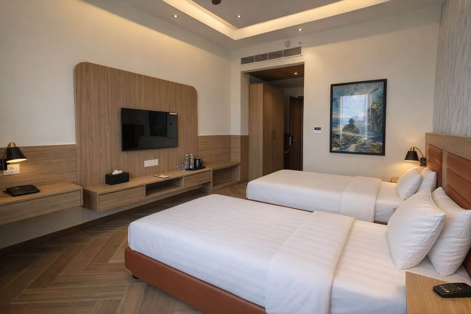 Deluxe Twin Room | In-room safe