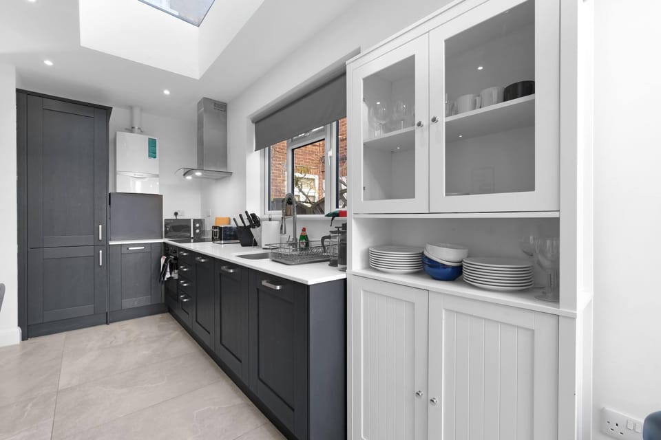 Standard Apartment | Private kitchen | Dining tables