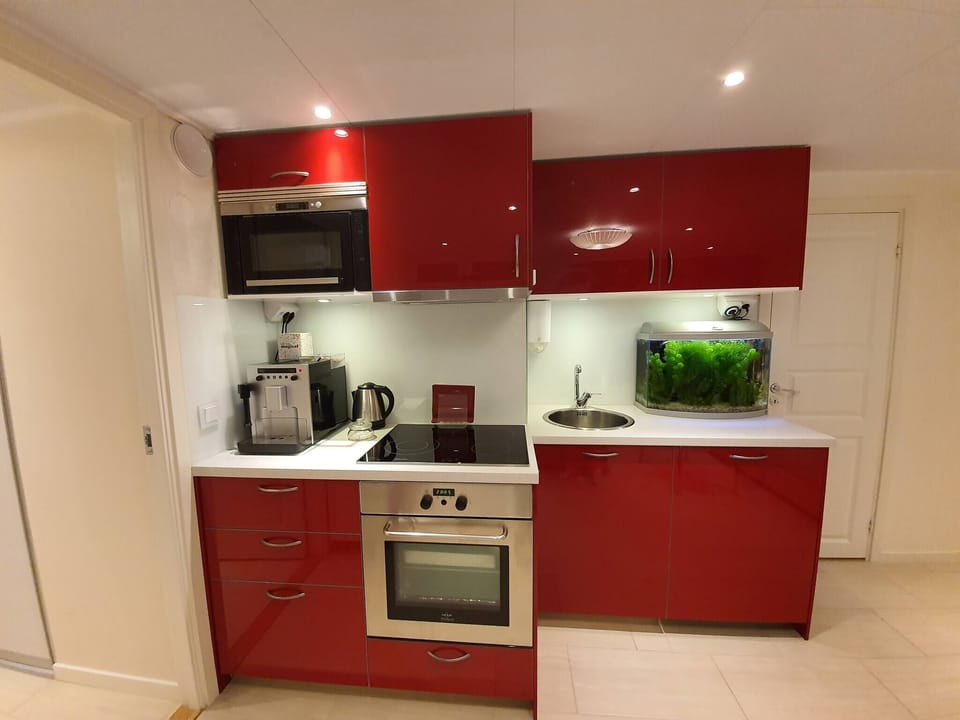 Apartment, 2 Bedrooms, Balcony, Garden View | Interior