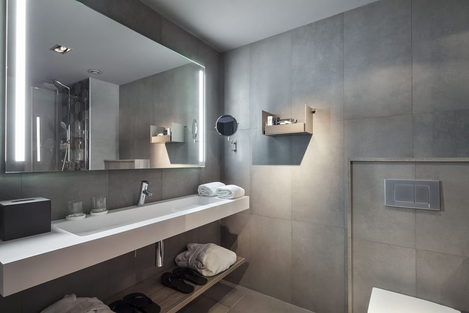 Shower, free toiletries, hair dryer, bathrobes