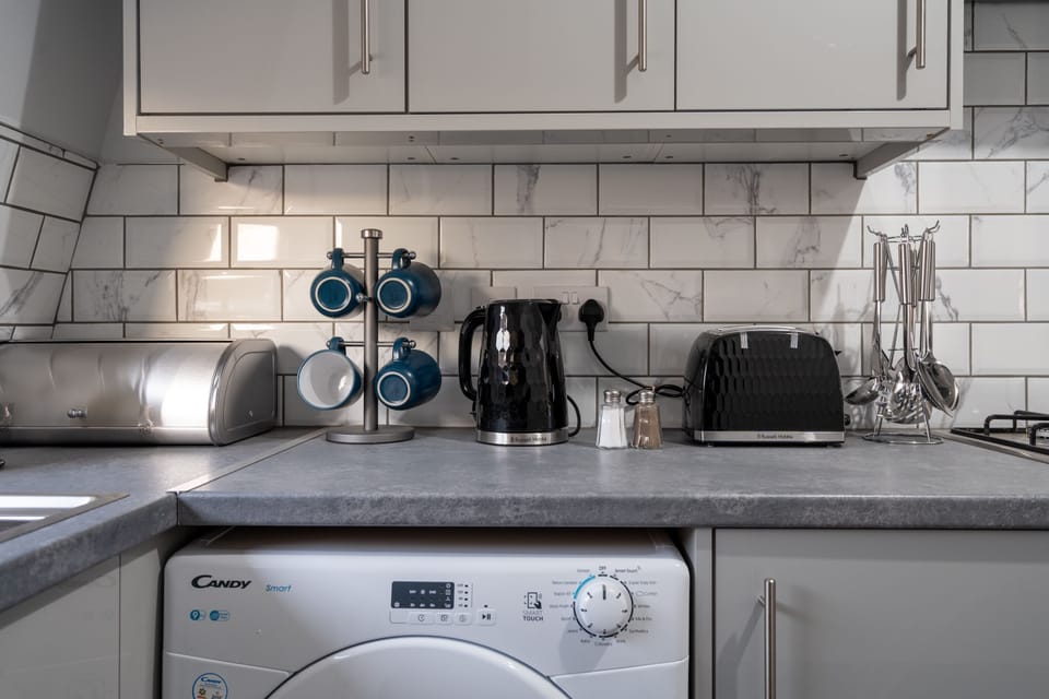 Fridge, microwave, oven, electric kettle