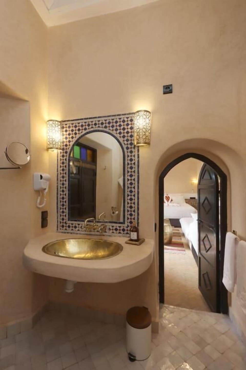 Comfort Suite, Patio, Pool View | Bathroom | Slippers