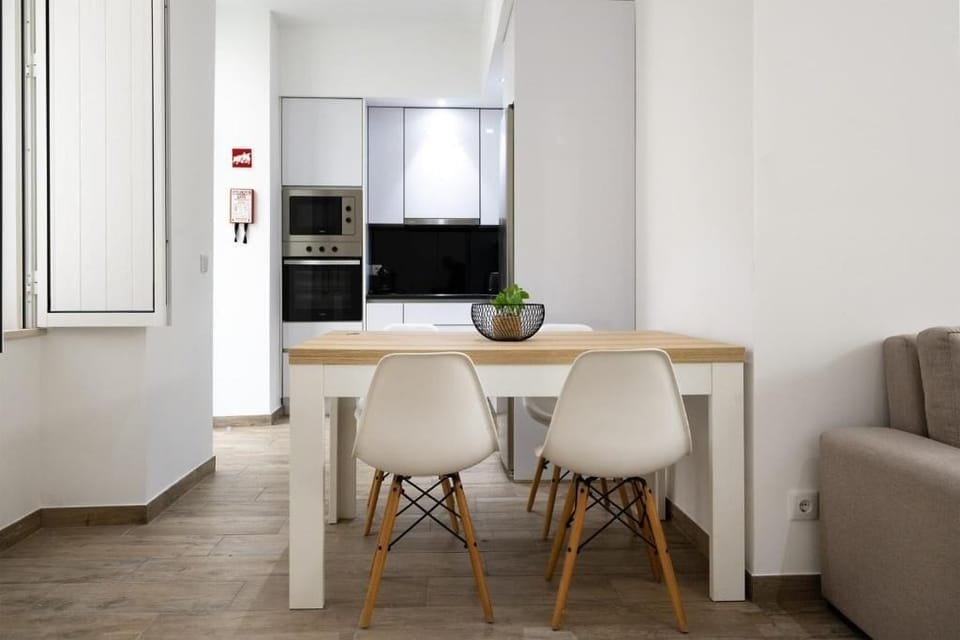 Apartment | Dining