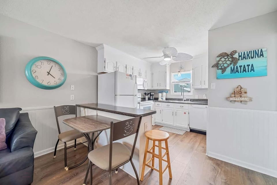 Condo, 2 Queen Beds (Sunrise Village 105) | Interior