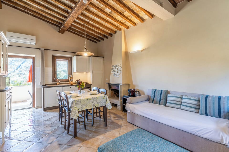 House, 1 Bedroom | Living area