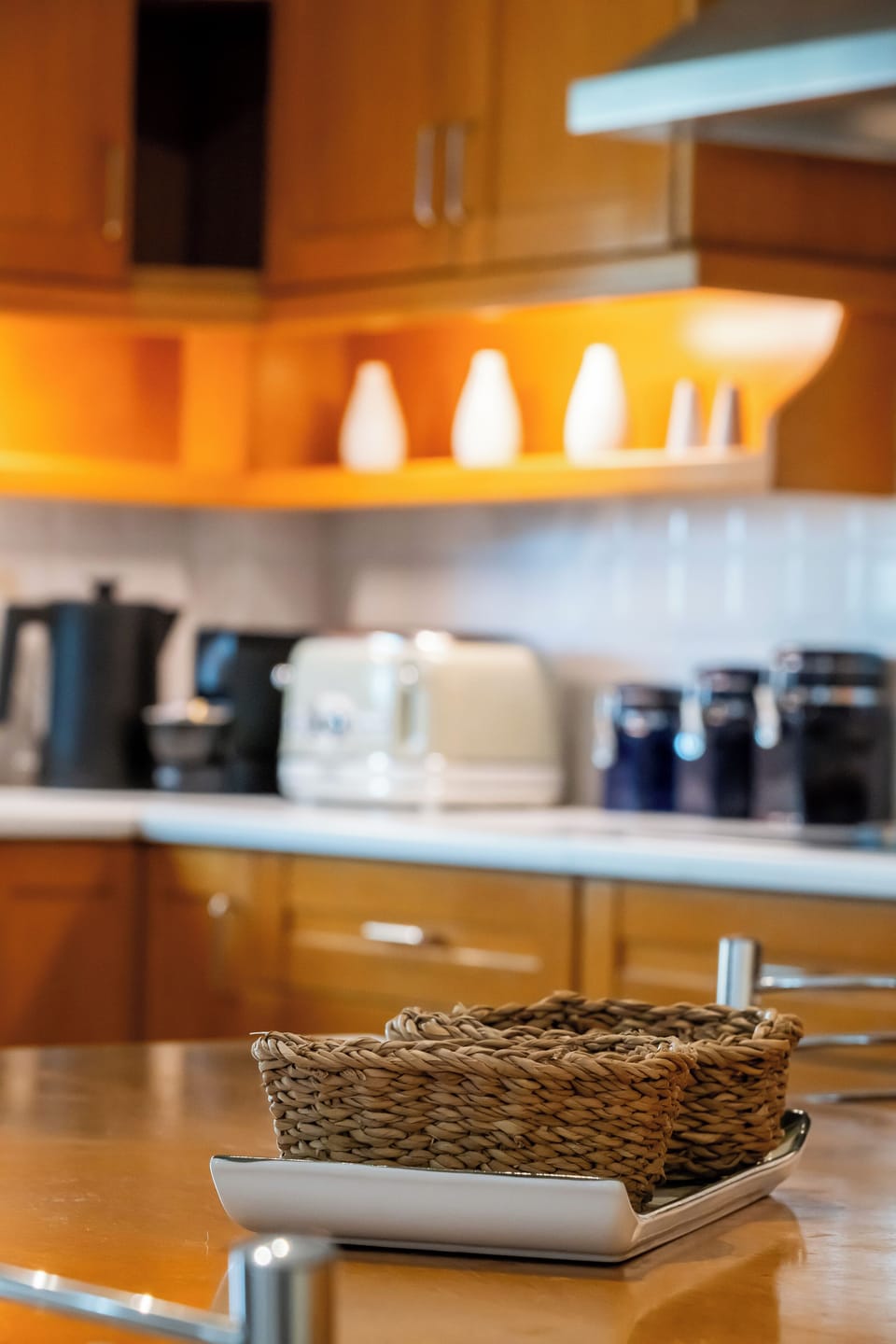 Deluxe Apartment, Balcony, City View | Private kitchen | Full-size fridge, microwave, oven, stovetop