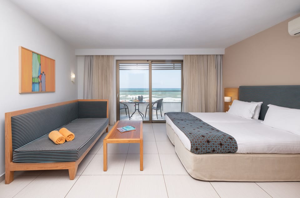 In-room safe, desk, soundproofing, iron/ironing board