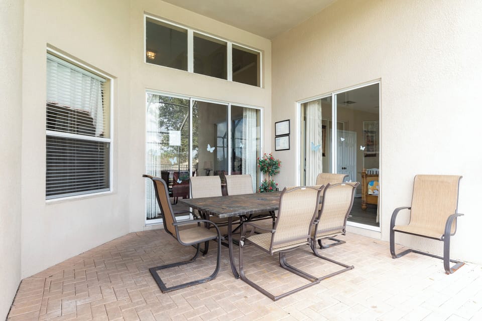 Deluxe House, Pool View | Terrace/patio