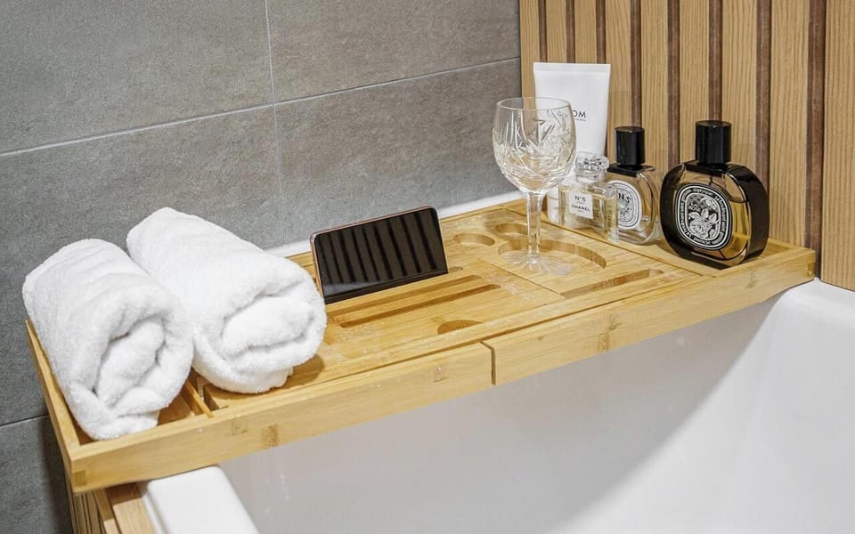 Premium Suite, Balcony | Bathroom | Slippers