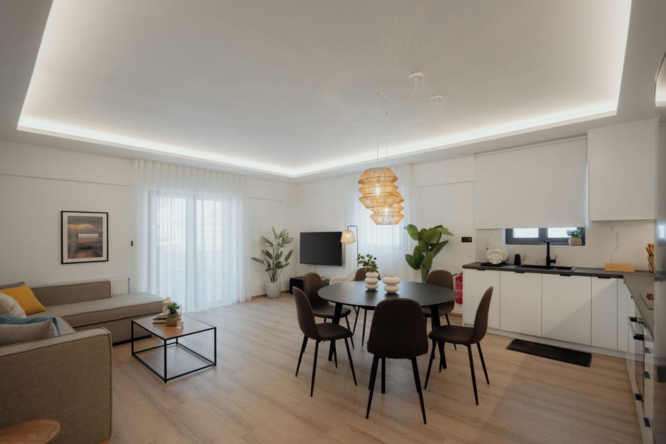 Superior Apartment, 2 Bedrooms, Non Smoking, Balcony | Living area