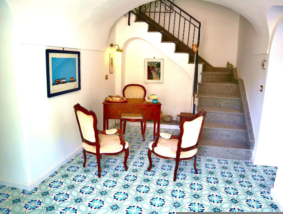 House, Smoking | 3 bedrooms, high-speed internet