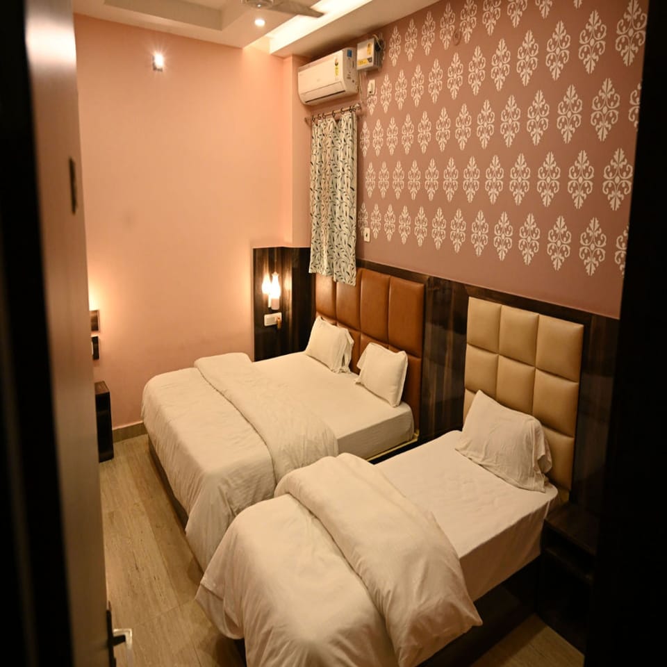 Deluxe Triple Room | Free WiFi