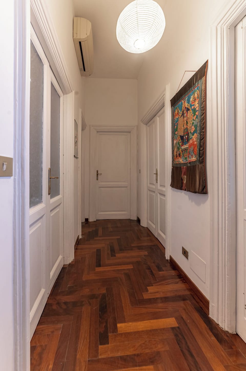 Superior Condo | Interior