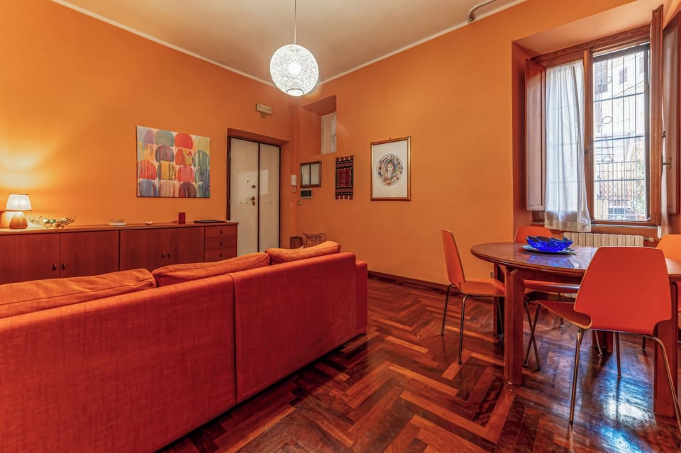 Superior Condo | Interior
