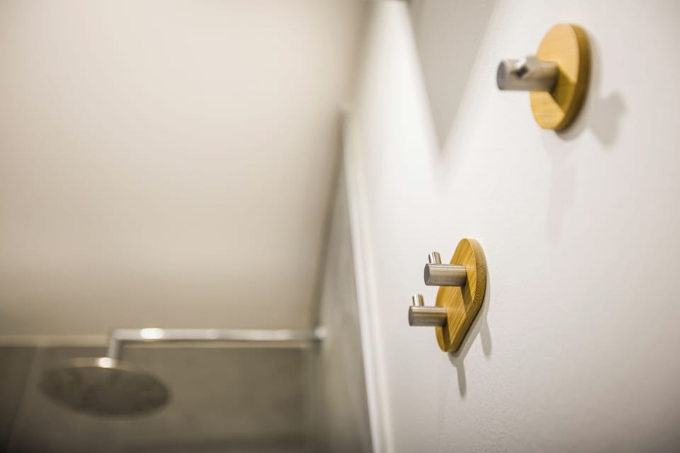 Apartment, 1 Bedroom, Non Smoking | Bathroom | Shower, hair dryer, towels, soap