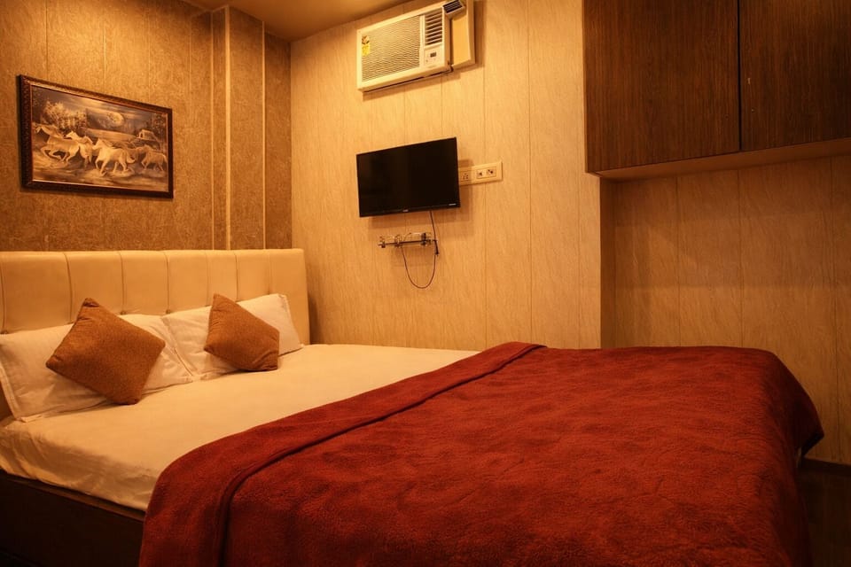 Double Room | Desk, laptop workspace, WiFi (free)