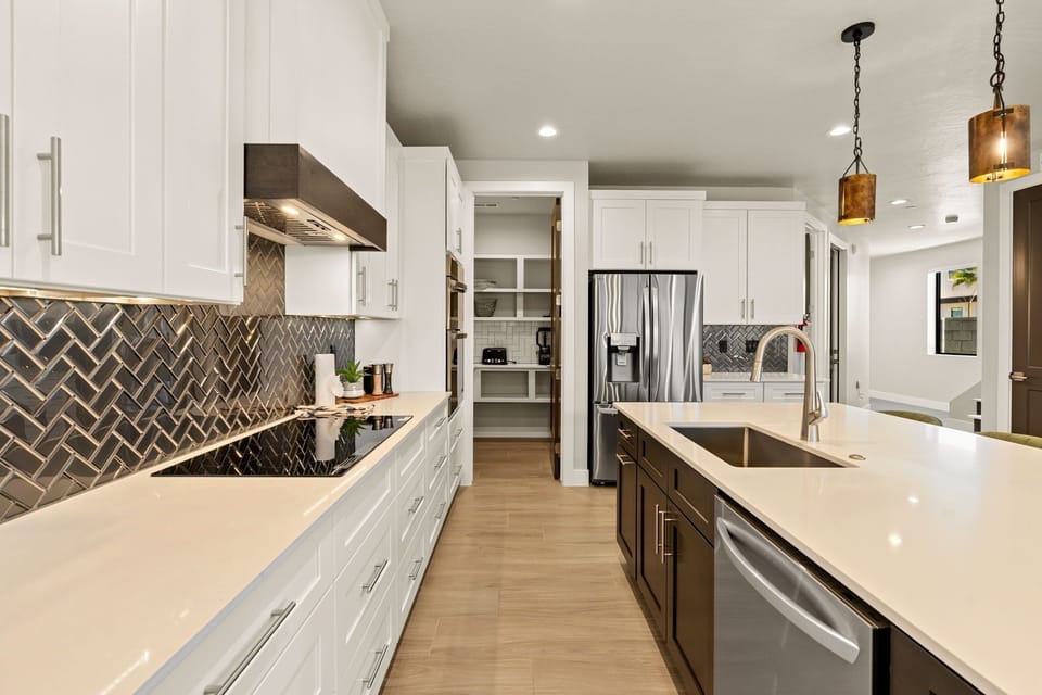 Townhome, 3 Bedrooms | Private kitchen | Coffee/tea maker, fridge, oven, toaster