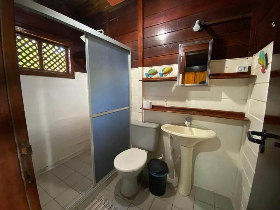 Family Room, Balcony, Garden View | Bathroom | Free toiletries, towels, soap, toilet paper