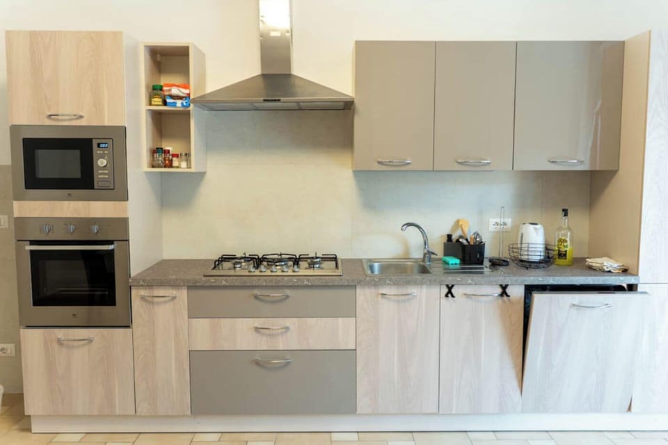 Condo, 3 Bedrooms, Balcony | Private kitchen