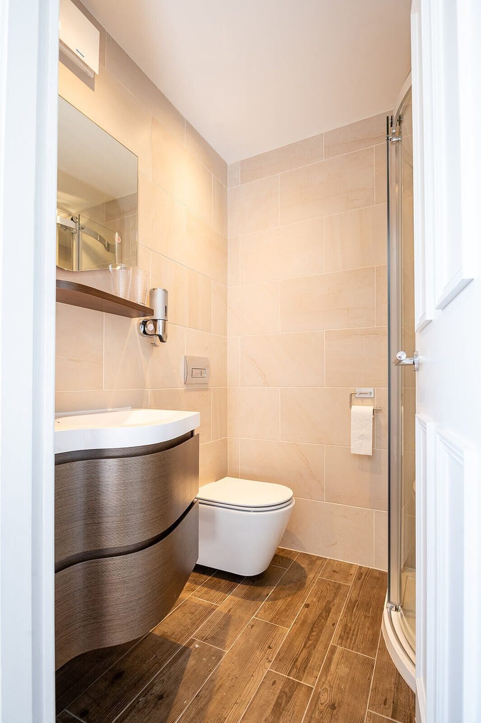 Classic Double Room | Bathroom