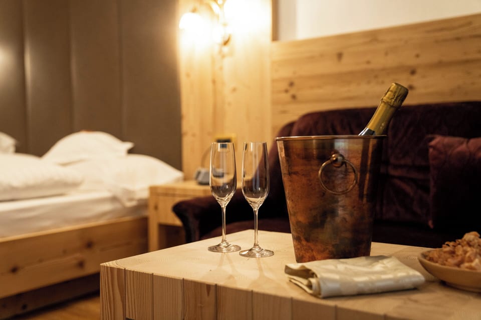In-room safe, blackout drapes, free WiFi, wheelchair access
