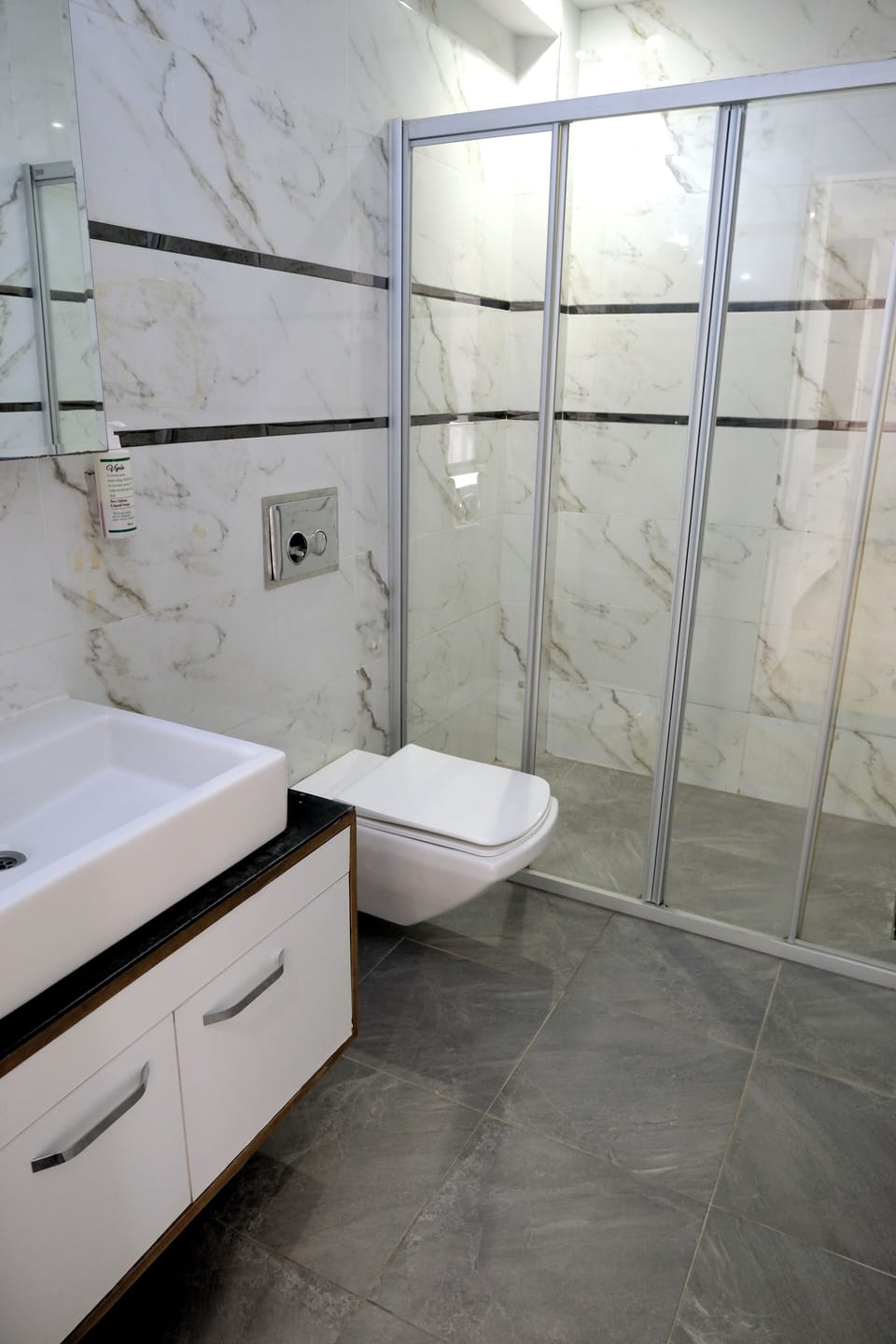 Family Suite, City View | Bathroom | Shower, hair dryer, towels, soap