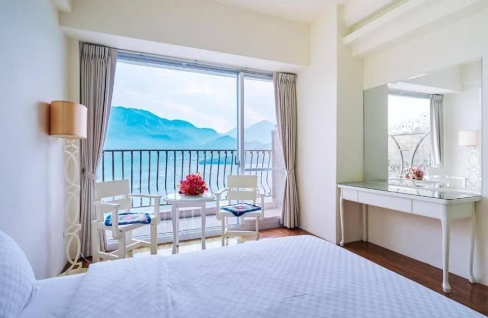 Lake Double Room