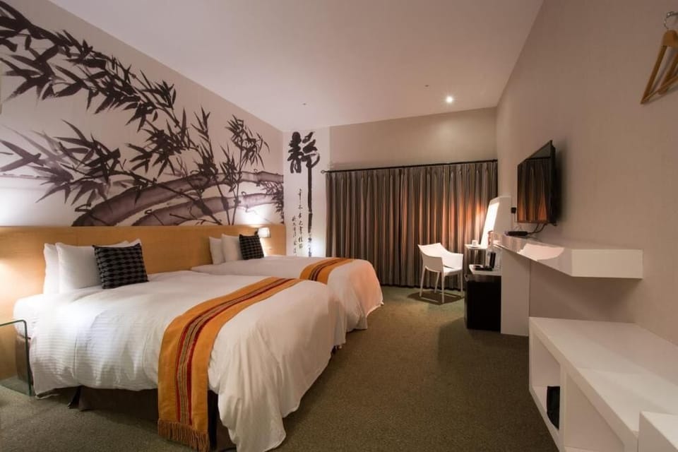 In-room safe, blackout drapes, soundproofing, WiFi (free)