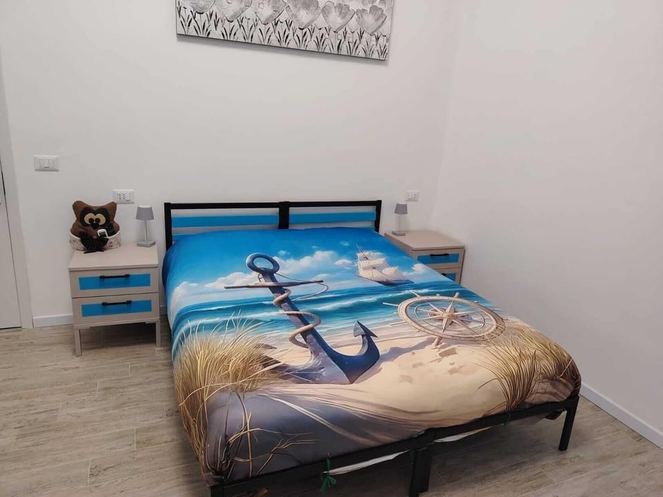 Deluxe Double Room, Non Smoking, Private Bathroom | Select Comfort beds, free minibar, desk, laptop workspace