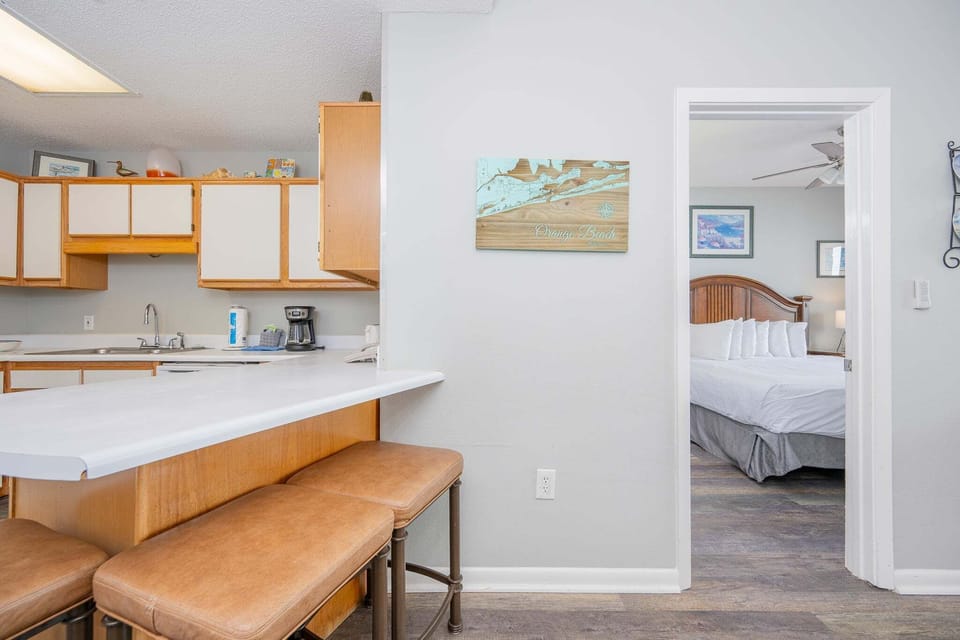 Condo, 2 Bedrooms | Private kitchen | Coffee/tea maker, fridge, oven