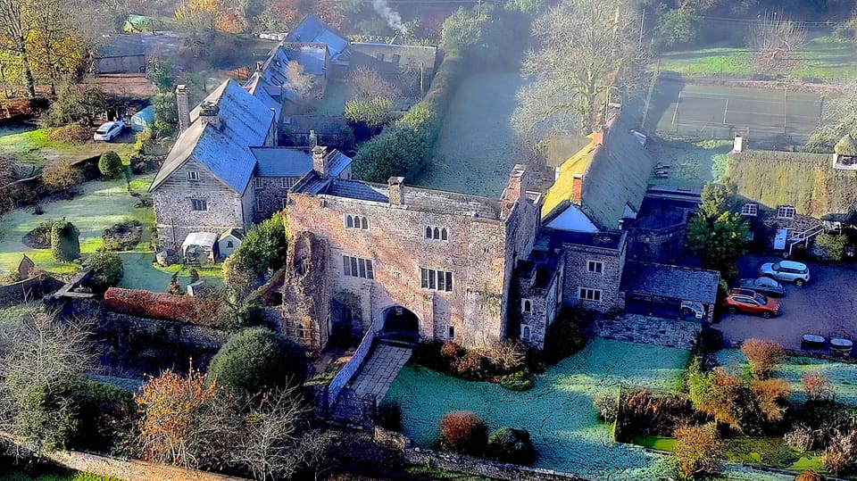 House | 14 bedrooms