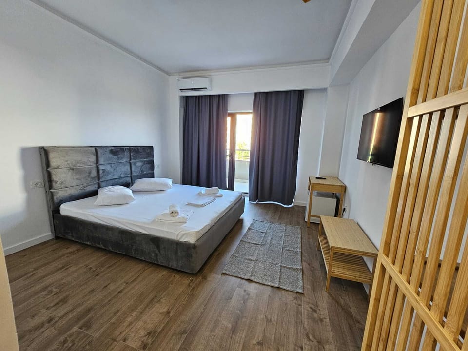 Deluxe Double Room, Balcony | Desk, free WiFi