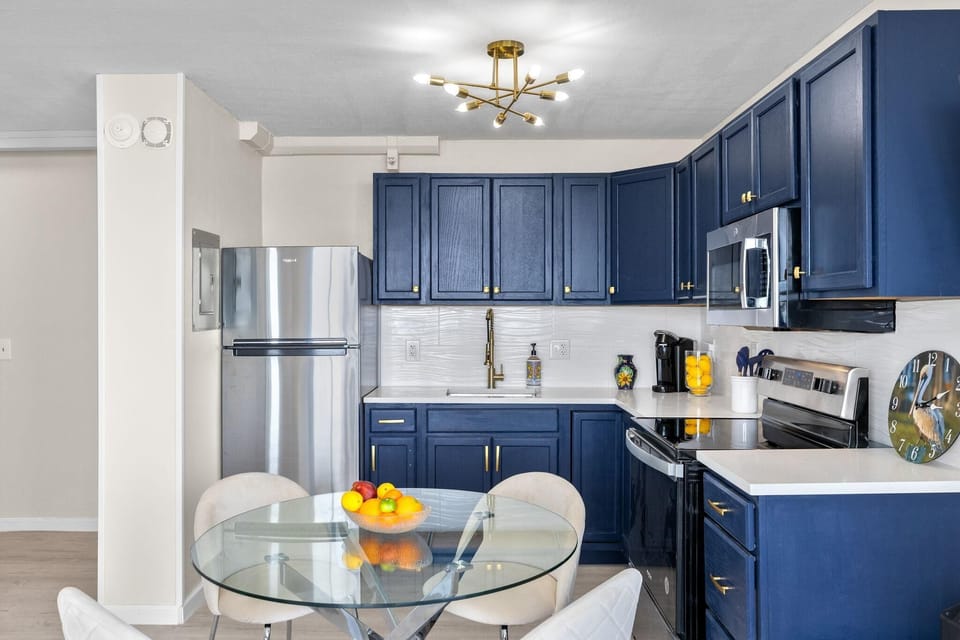 Condo, 1 King Bed with Sofa bed (Estero Beach & Tennis 1102-A) | Private kitchen | Oven, toaster