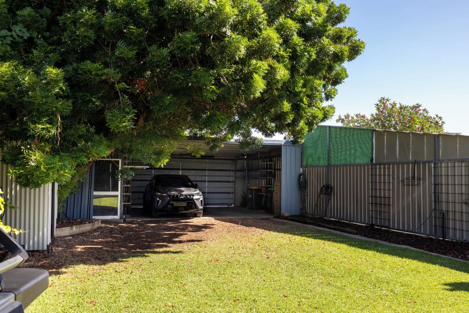 House | Property grounds