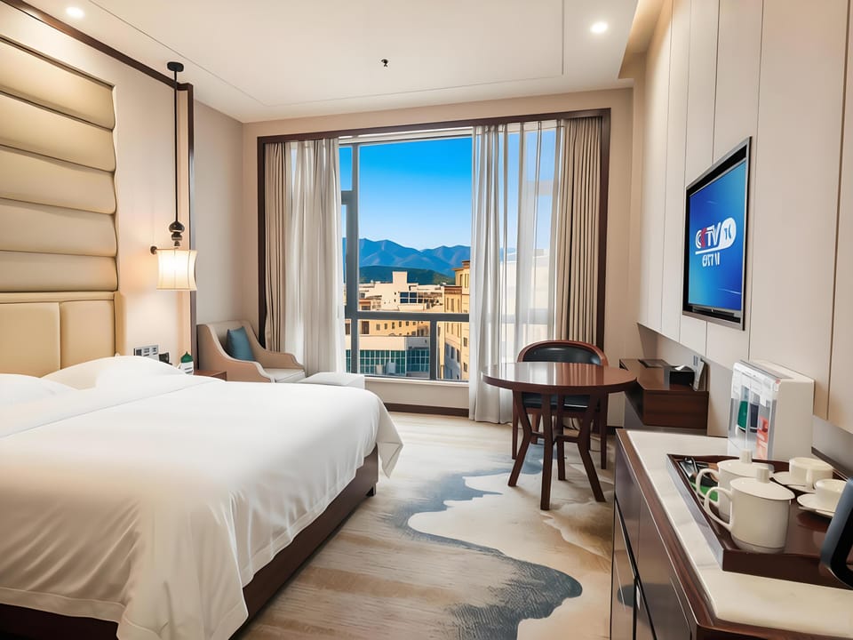 Luxury Double Room | Laptop workspace, WiFi (free)