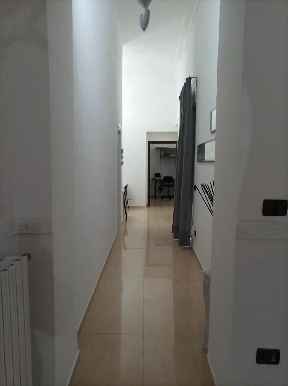 Classic Triple Room, Balcony | Interior
