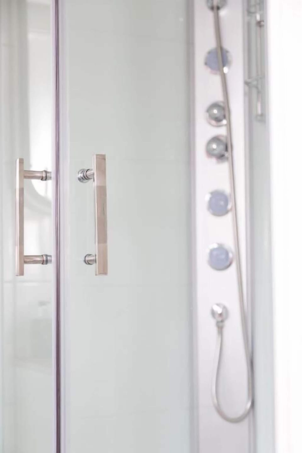 Comfort Double Room | Bathroom | Free toiletries, hair dryer, towels, soap