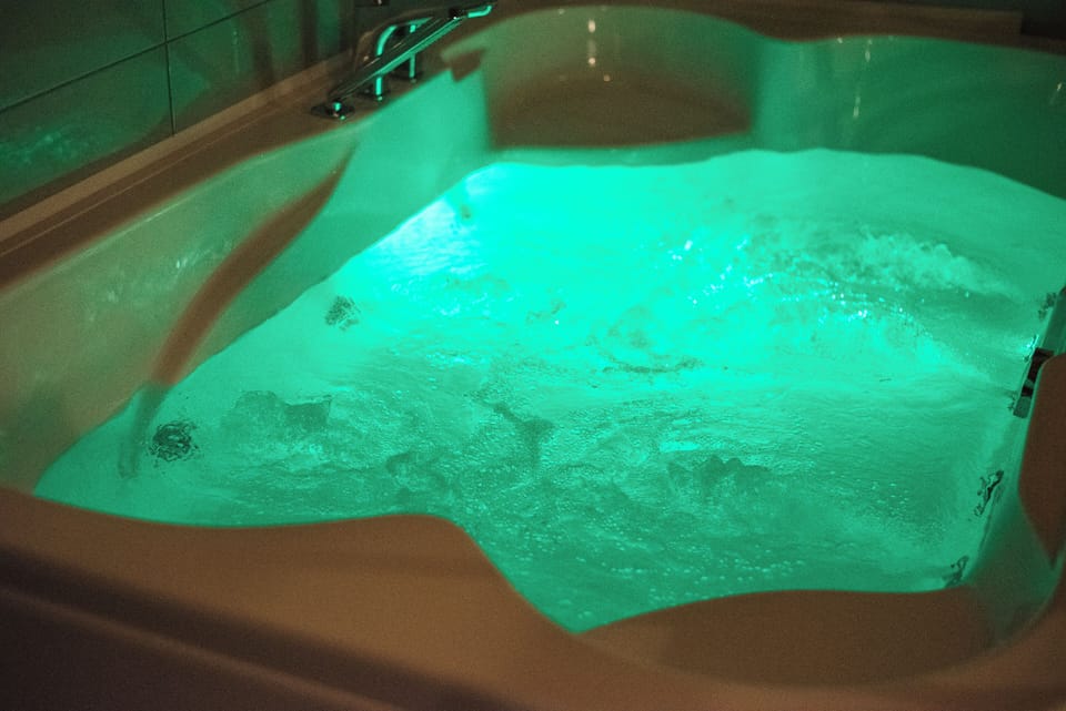 Luxury Chalet, Balcony, Garden View with Private Outdoor Pool | Bathroom amenities