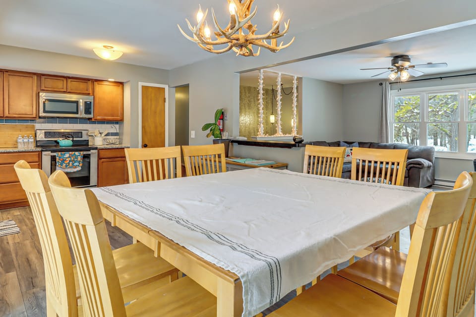 House (3 Bedrooms) | Interior