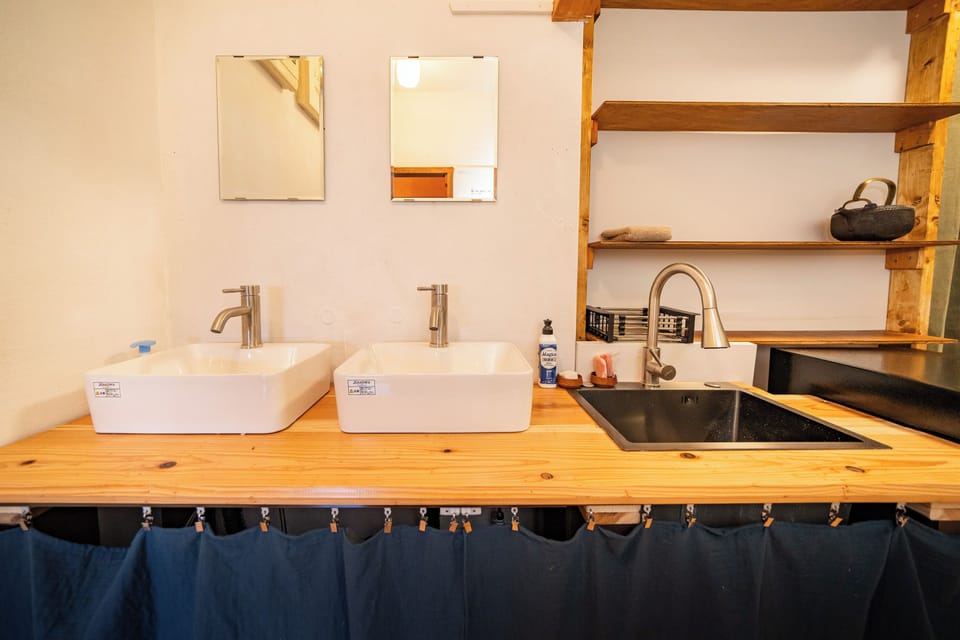 Shower, free toiletries, hair dryer, slippers